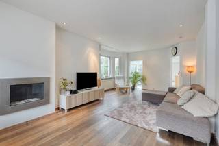 Bent u op zoek naar een perfecte combinatie van rust, charme en modern comfort? Ontdek dan deze unieke, recent en kwalitatief gerenoveerde...