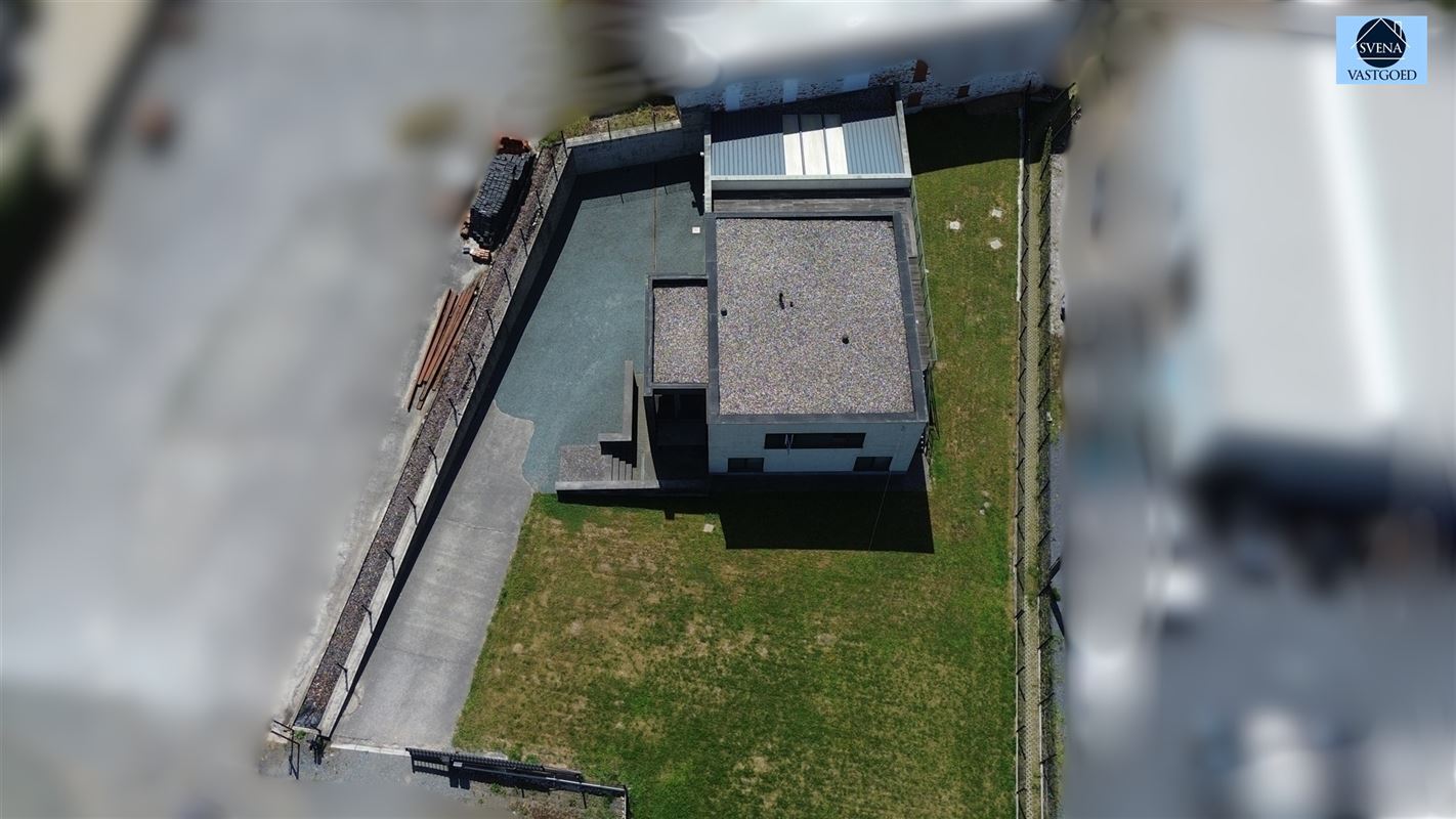 APPARTEMENT MET MAGAZIJN GELEGEN IN KMO ZONE - foto 5