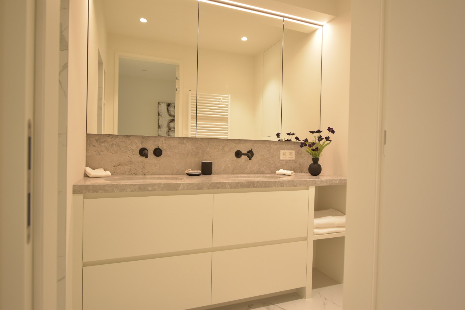 Apartment for sale in Knokke-Heist with 3 bedrooms - photo 5