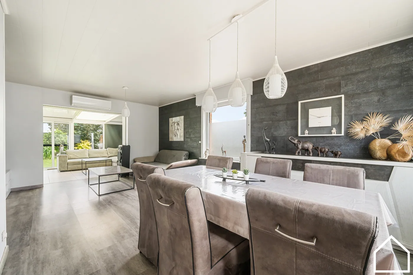VILLA OP 575M² IN EEN RUSTIGE WIJK MET 3 SLPKS (4 MOGELIJK), 2 BADKAMERS EN RUIME TUIN - foto 5