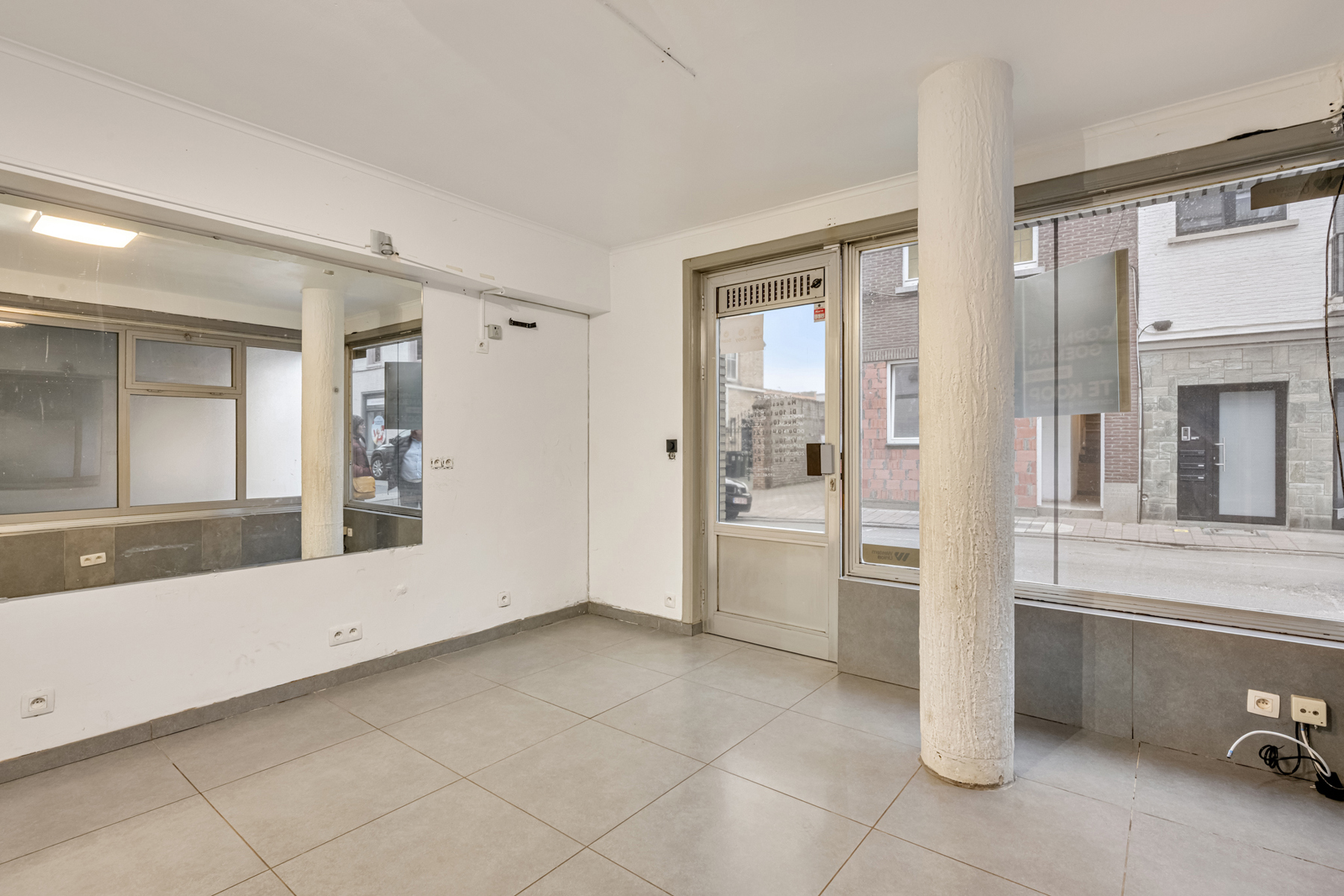 Opbrengsteigendom met 3 appartementen + handelsruimte - foto 5