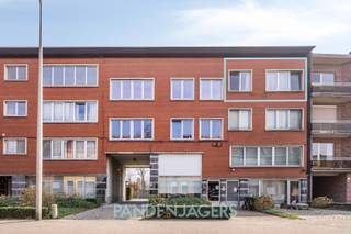Dit gezellig appartement met 2 slaapkamers te Duffel is gesitueerd op de bovenste verdieping van een verzorgde building. Het geniet dankzij een...