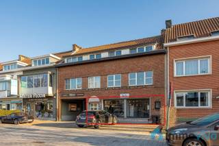 Winkelruimte op de begane grond op een centrale locatie in Edegem (thans gekend als appartement) Deze winkelruimte op de begane grond bevindt zich...