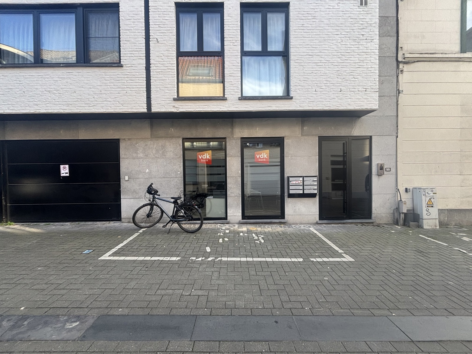 Commercial à vendre à Louvain - photo 1