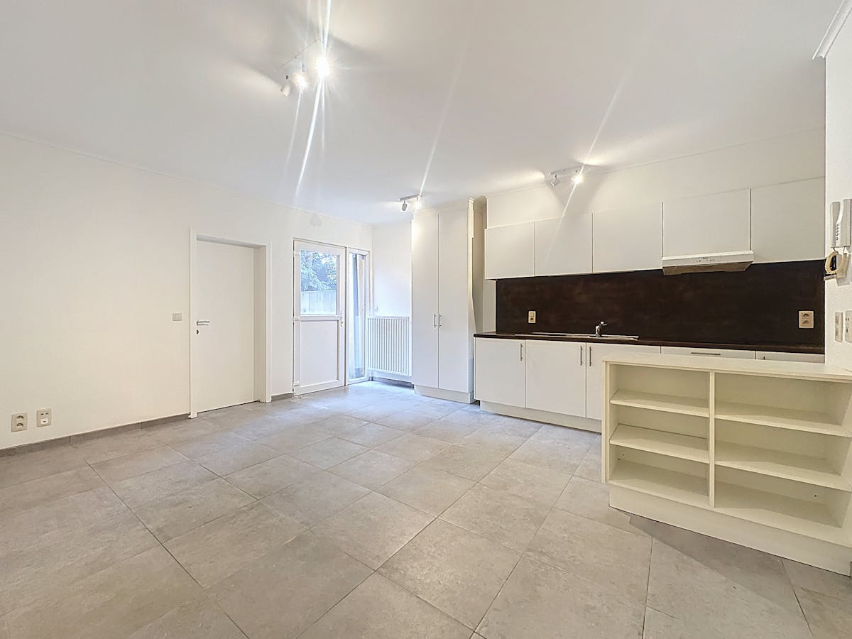 Gelijkvloers appartement in kleinschalig gebouw te huur in Boom - foto 4