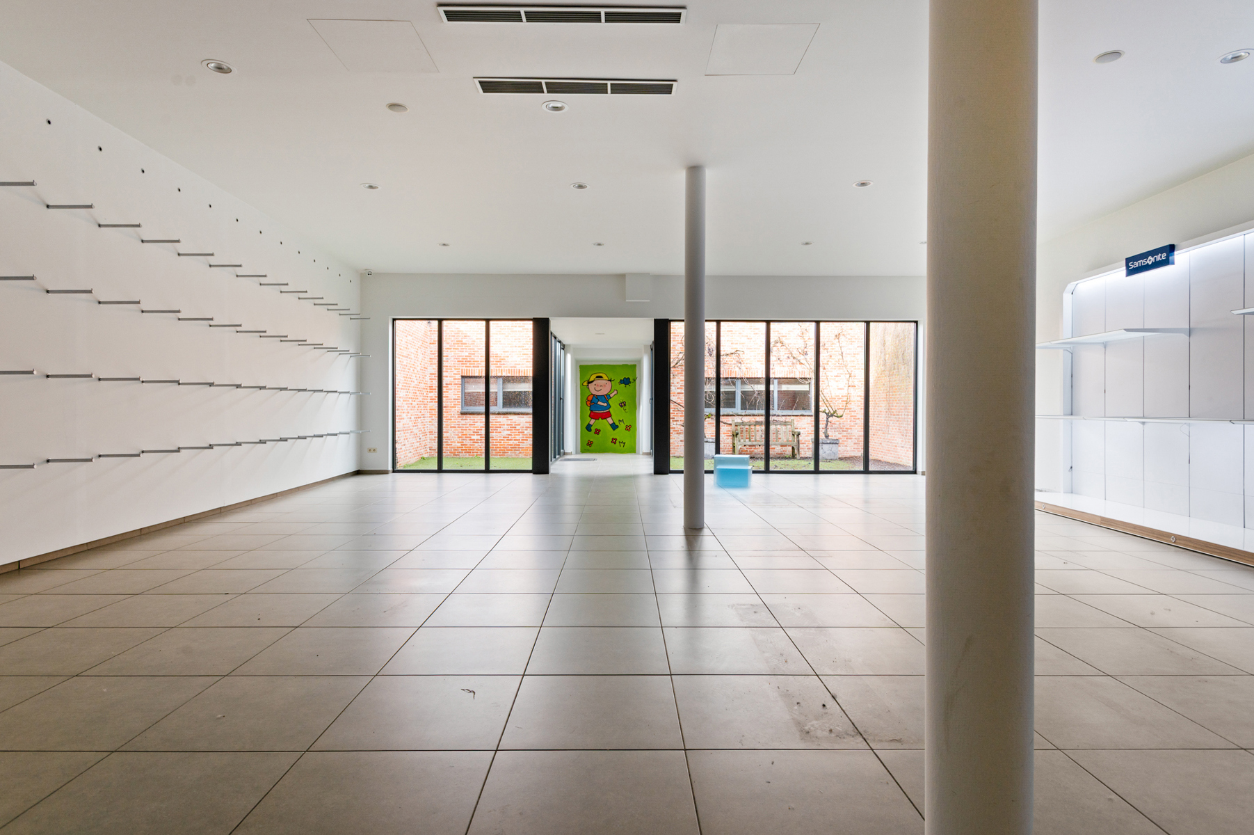 Ruim handelspand gelegen in het centrum van Herentals. - foto 3