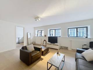 Lichtrijk en instapklaar appartement (107 m²) met terras en parking in hartje Brugge.Bent u op zoek naar een stijlvol en comfortabel appartement in...