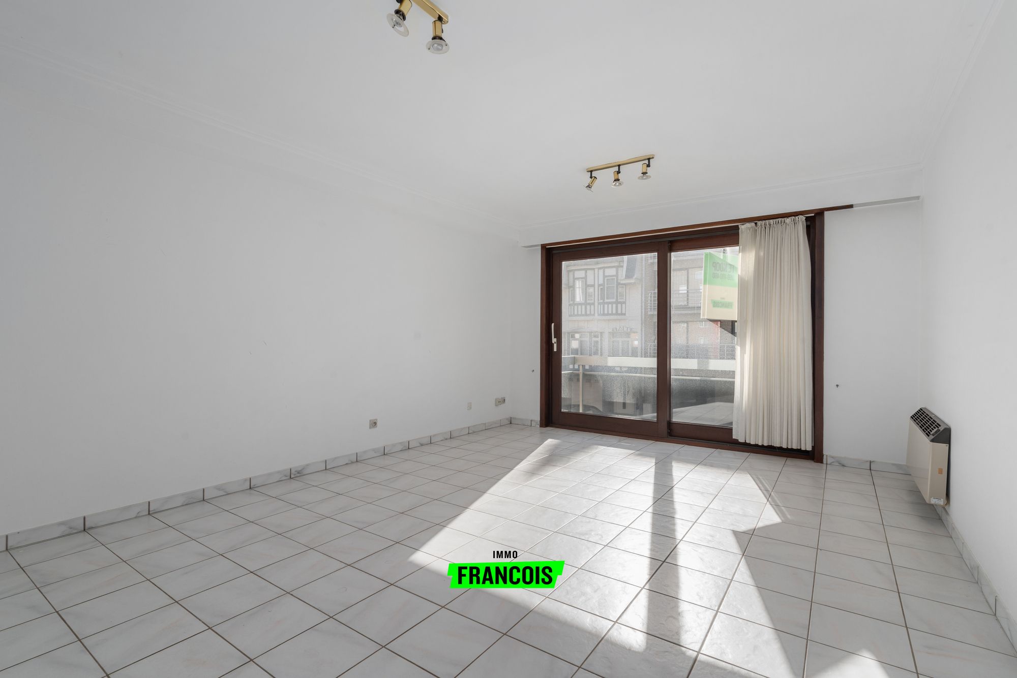 Lichtrijk tweeslaapkamerappartement met zonnige terrassen in Middelkerke - foto 4