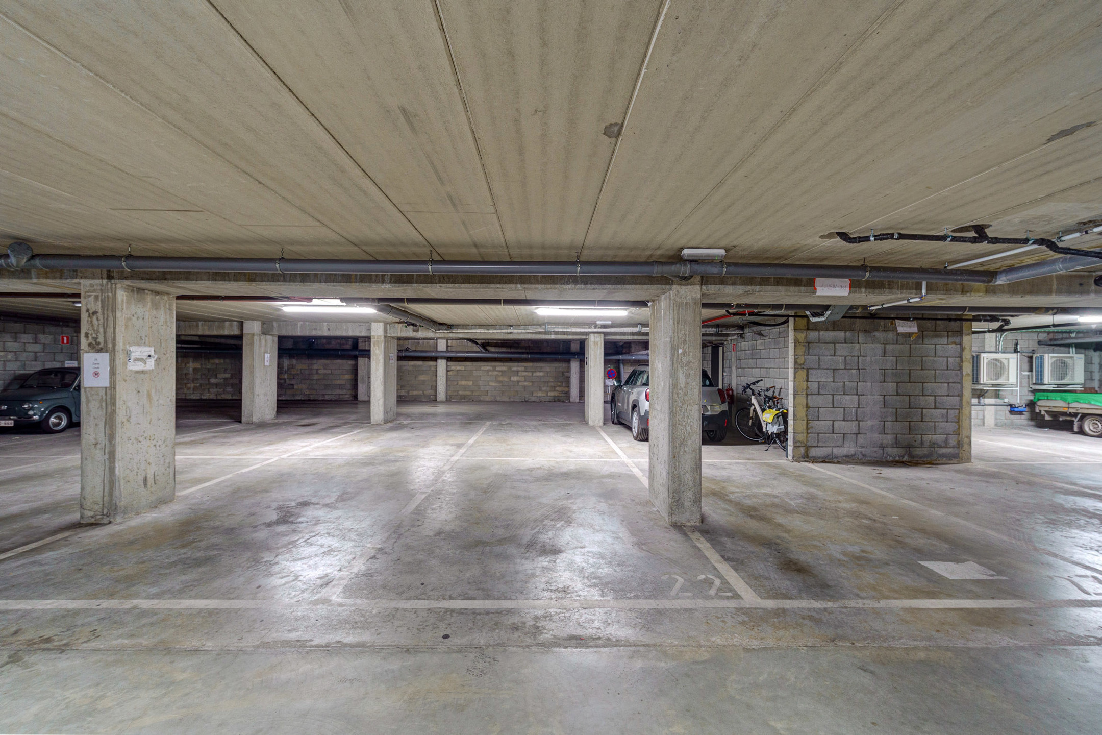 Ondergrondse staanplaats(en) in Berchem - foto 2