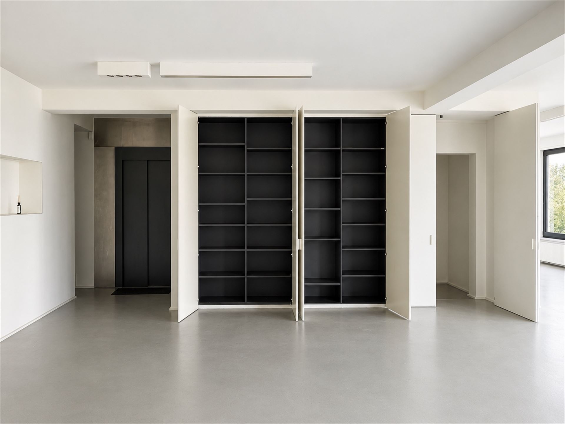 Bureaux - photo 5