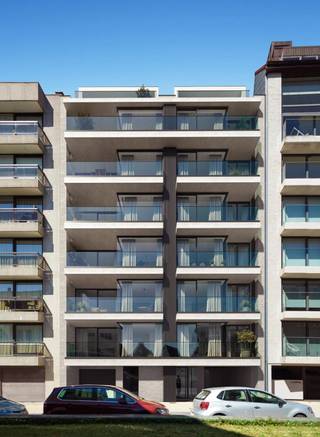 Nieuwbouw: Zuidgericht appartement met open zichten gelegen in het nieuwbouwproject Pierlala South op een boogscheut van de zee in Duinbergen...