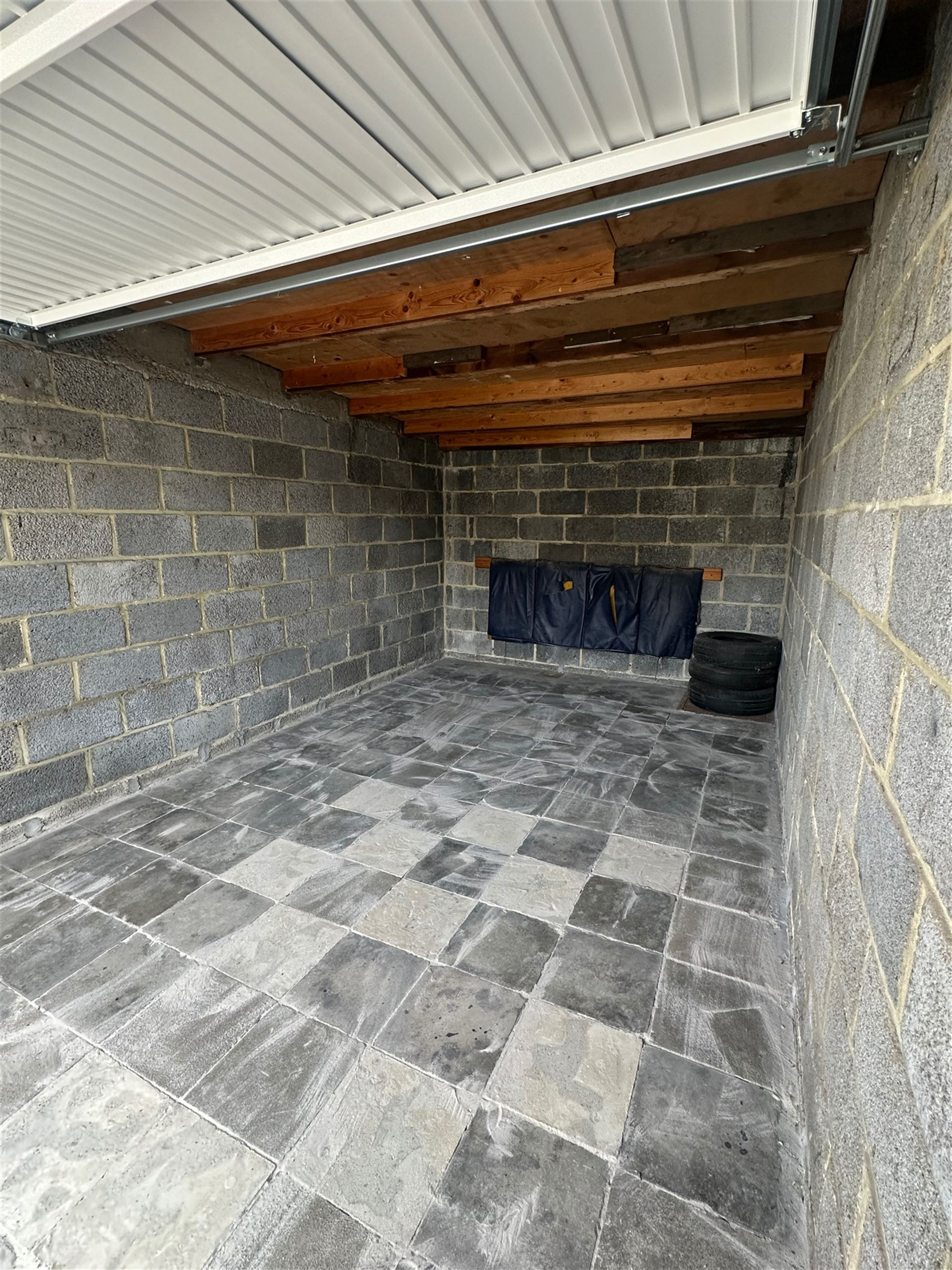 Garage te koop. - foto 4