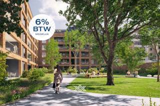 Dit drieslaapkamer appartement van 142 m² beschikt over een woonruimte met extra hoge plafonds en een zuidwest gericht terras van 21 m² met zicht op de parktuin. De inkomhal biedt ruimte voor een vestiairekast en het gastentoilet. In de leefruimte bevindt zich de open keuken met kookeiland en berging. De nachthal biedt toegang tot de wasplaats, een toilet, een berging, de slaapkamers en een badkamer. De master bedroom heeft een inloopkast en en-suite badkamer.<br /><br />Met +7.700 m² nieuw parkgebied biedt O’Vert een thuis voor jong en oud met een gevarieerd aanbod van appartementen.<br /><br />Dankzij de nieuwe Verapazbrug werd de stadsring R40 verlegd via de Afrikalaan. Dok Noord kreeg hierdoor een autoluwe kade met éénrichtingsverkeer, een tram en heel veel bijkomend groen. <br /><br />O'Vert krijgt een aansluiting op het Gentse warmtenet, fotovoltaïsche panelen en geavanceerde ventilatiesystemen. Ondergrondse parkeervoorzieningen bieden een droge en veilige toegang tot uw nieuwe thuis temidden het groen. De combinatie van een topligging, hoogwaardige architectuur en duurzame technieken maakt O'Vert bijzonder aantrekkelijk voor zowel eigenaars-bewoners als investeerders.<br /><br />Verlaagd BTW-tarief van 6% mogelijk op de volledige constructiewaarde.<br /><br />Het volledige aanbod van O'Vert vind je bij Landbergh, steeds welkom voor een vrijblijvende toelichting via jef@landbergh.be of 09 225 25 24.