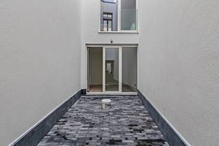 Mechelen: Gerenoveerd appartement met privéterras vlakbij de Sint-RomboutstorenOp een toplocatie in het hart van Mechelen, op wandelafstand van de...