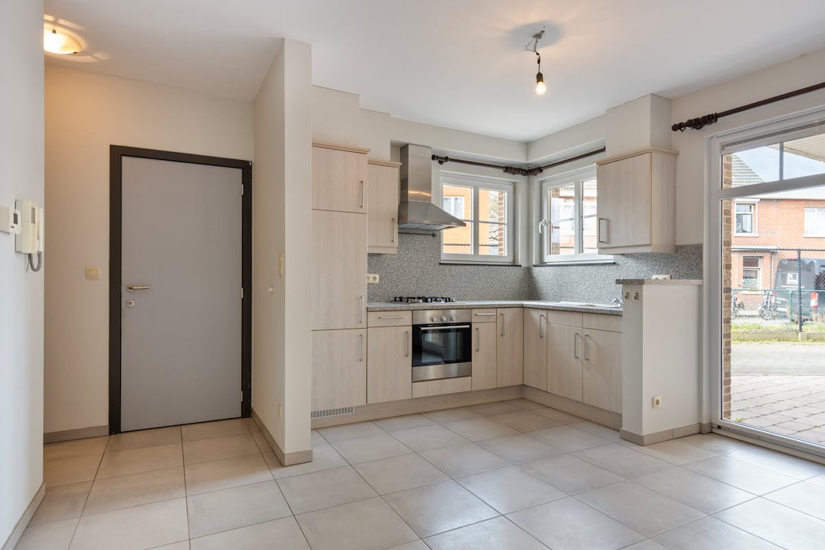 Instapklaar gelijkvloers app met terras en autostaanplaats! - foto 5