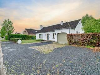 CO IMMO LOUE UNE BELLE MAISON FAMILIALE DANS UN QUARTIER CALME DE PERK. Vous êtes à la recherche d'une maison prête à être emménagée dans un endroit...