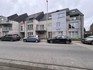 Located on the first floor of a well-maintained building with lift, this modern and move-in-ready one-bedroom apartment is situated in...