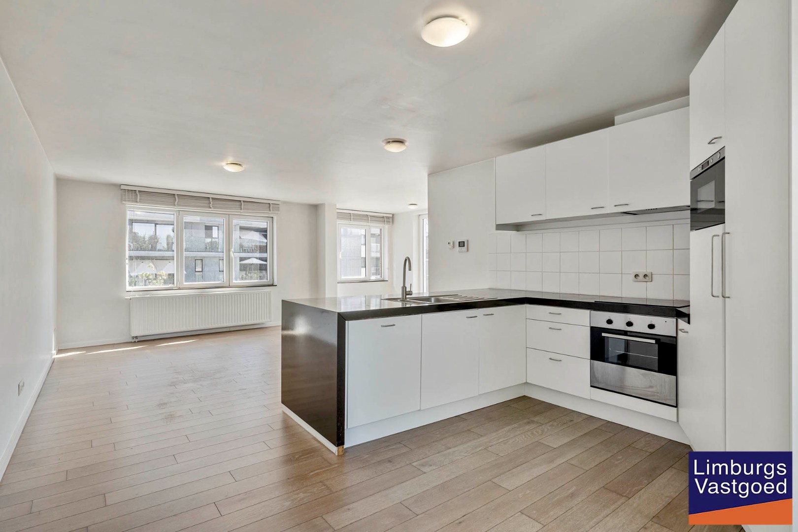 Ruim appartement (125m²) met 2 slpk en terras aan de kleine ring - foto 5
