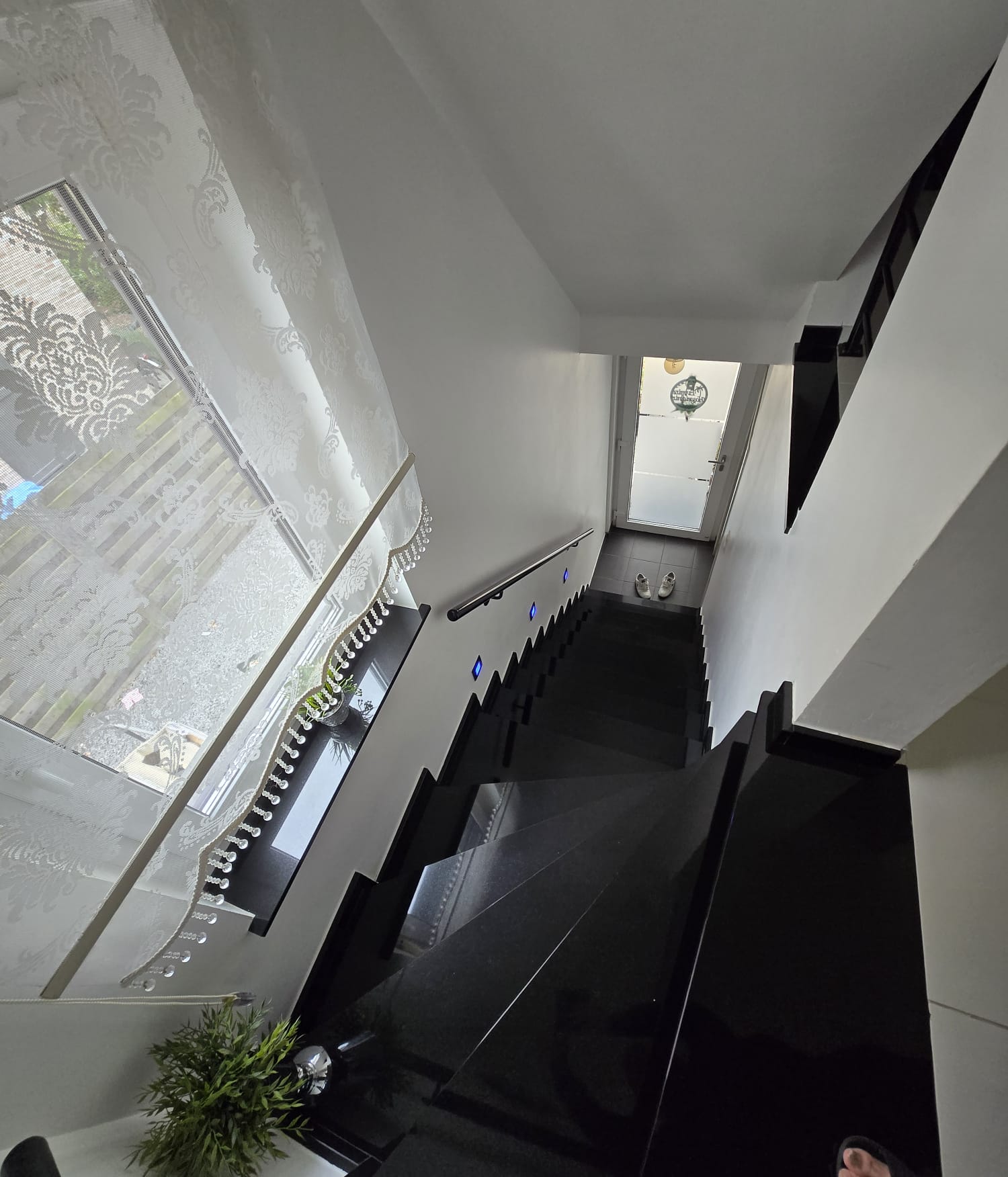 Halfopen woning met 5 slaapkamers in Leopoldsburg - foto 3