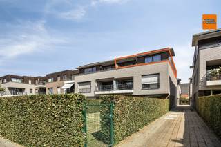 Lichtrijk en modern appartement met 2 slaapkamers, terras en kelderruimte op een rustige toplocatie in hartje Leuven.Dit verzorgde appartement...