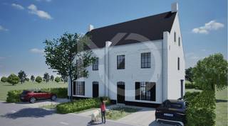 <p><span>Prachtige nieuwbouwwoning van 190 m² op zuid-oost gerichte grond (500 m²)</span></p><p><span>Ontdek deze stijlvolle, energiezuinige woning in lichte gevelsteen met zwarte pannen en strakke zwarte PVC-ramen – een moderne uitstraling in een rustige, groene omgeving.</span></p><p><span>De woning is goed gelegen, ideaal voor wie op zoek is naar rust, ruimte en comfort in een halfopen bebouwing.</span></p><p><span>Indeling</span></p><ul><li><span>Gelijkvloers (70 m²):</span></li><li><span>Inkomhal met apart toilet</span></li><li><span>Ruime, lichtrijke leefruimte van 43 m²</span></li><li><span>Luxe open keuken met kwalitatieve afwerking</span></li><li><span>Aparte berging/wasplaats</span></li><li><span>Verdieping (70 m²):</span></li></ul><p><span>Nachthal</span></p><ul><li><span>Drie ruime slaapkamers</span></li><li><span>Luxe badkamer met ligbad, inloopdouche, dubbel lavabomeubel en apart toilet</span></li></ul><p><span>Zolderverdieping:</span></p><ul><li><span>Overloop, technische ruimte</span></li><li><span>Mogelijkheid tot één grote of twee extra slaapkamers → in totaal vijf slaapkamers, ideaal voor een groot gezin!</span></li></ul><p><span>Comfort & Afwerking</span></p><p><span>Verwarming via warmtepomp, ook voorzien op de slaapkamers</span></p><p><span>Volledig afgewerkte woning – instapklaar bij oplevering</span></p><p><span>De tuin wordt ingezaaid, en de oprit en een terras van 15m² worden eveneens aangelegd.</span></p><p><span> </span></p><p><span> </span></p>