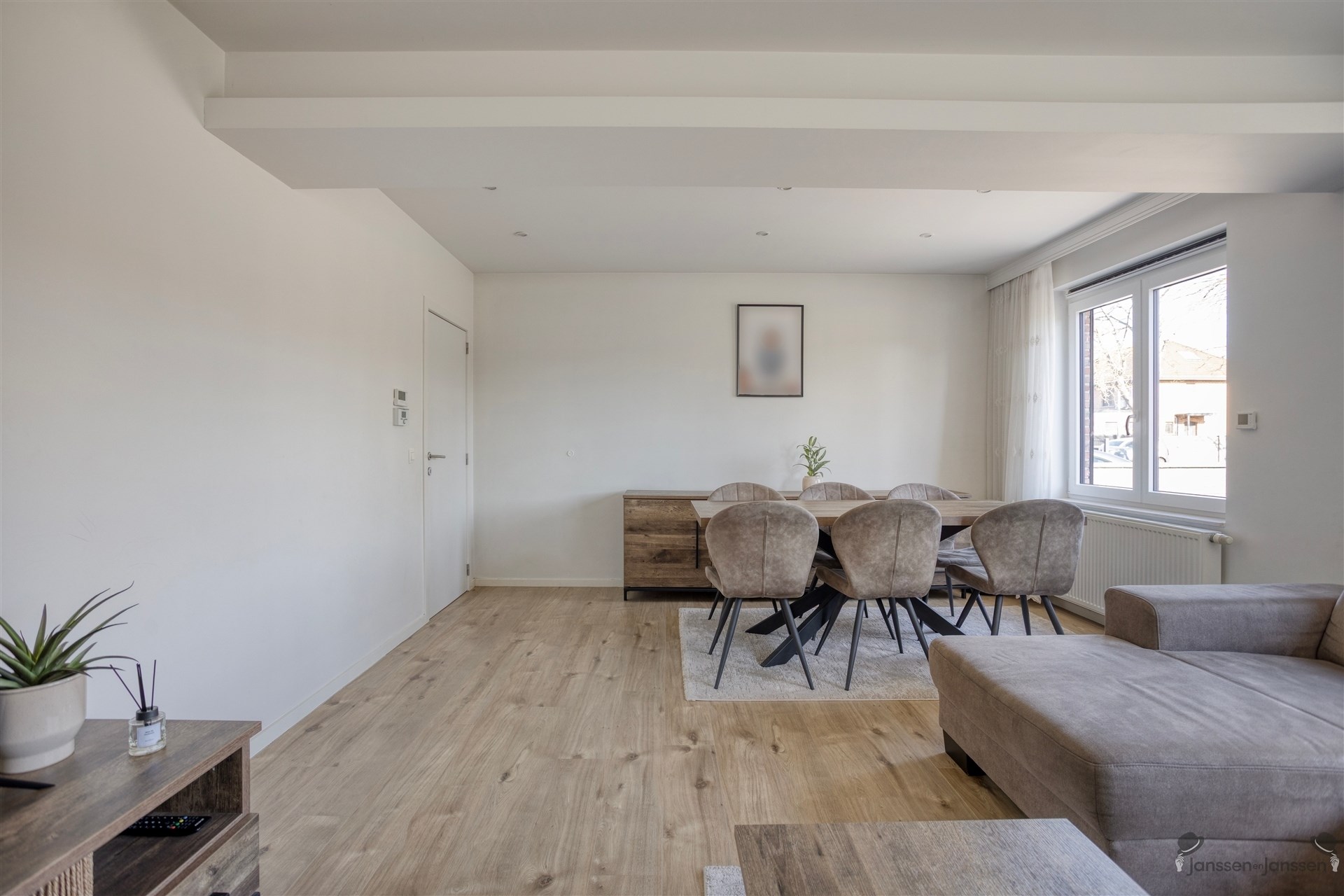 Volledig gerenoveerde woning te Genk - foto 4
