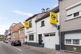 Dubbele woonst met veel potentieel te koop in Boom Gasstraat 14 & 12AIn een rustige straat op wandelafstand van het centrum van Boom bieden wij u...
