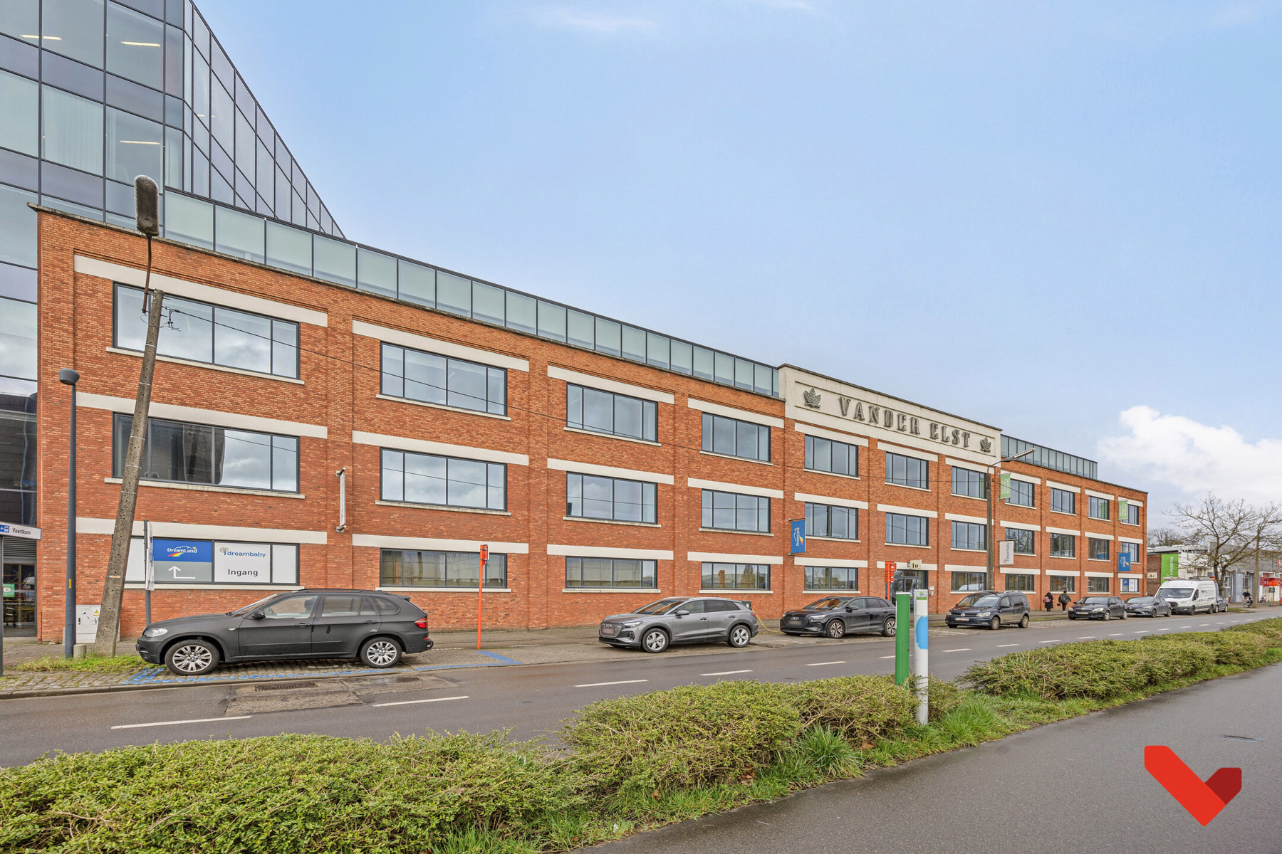 Commercial à louer à Louvain - photo 1