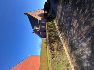 strong>Passendale: ruime open bebouwing met 5 slaapkamers te koop.Deze woning uit 1978 biedt veel ruimte en mogelijkheden voor wie op zoek is naar...