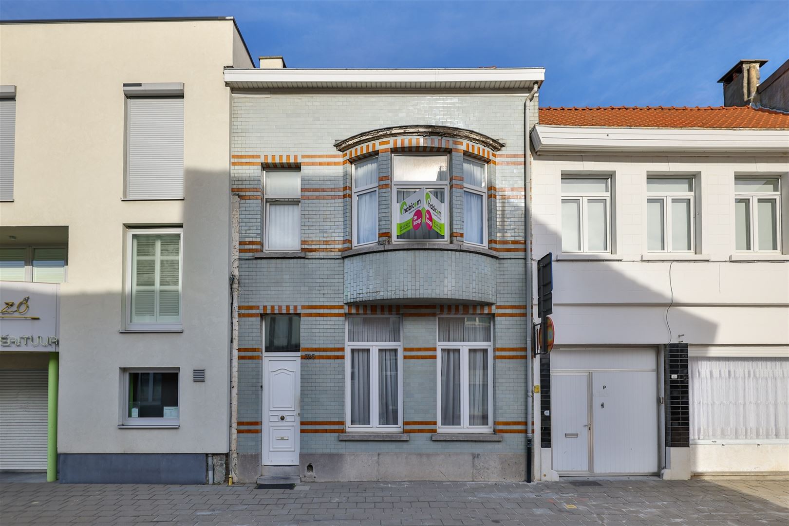 Prachtige woning met 4 slaapkamers te koop - foto 1