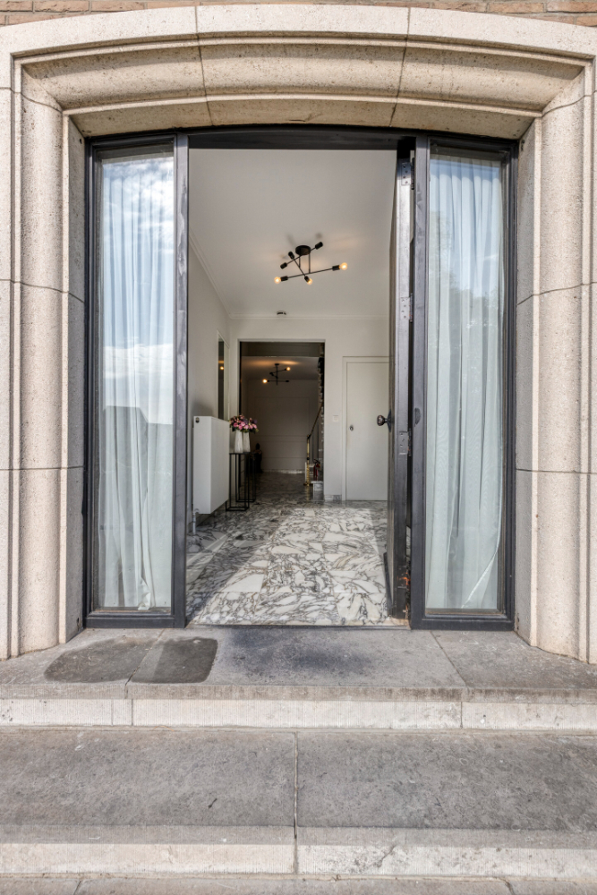 Karaktervolle gerenoveerde villa nabij Spuikom te koop - foto 5