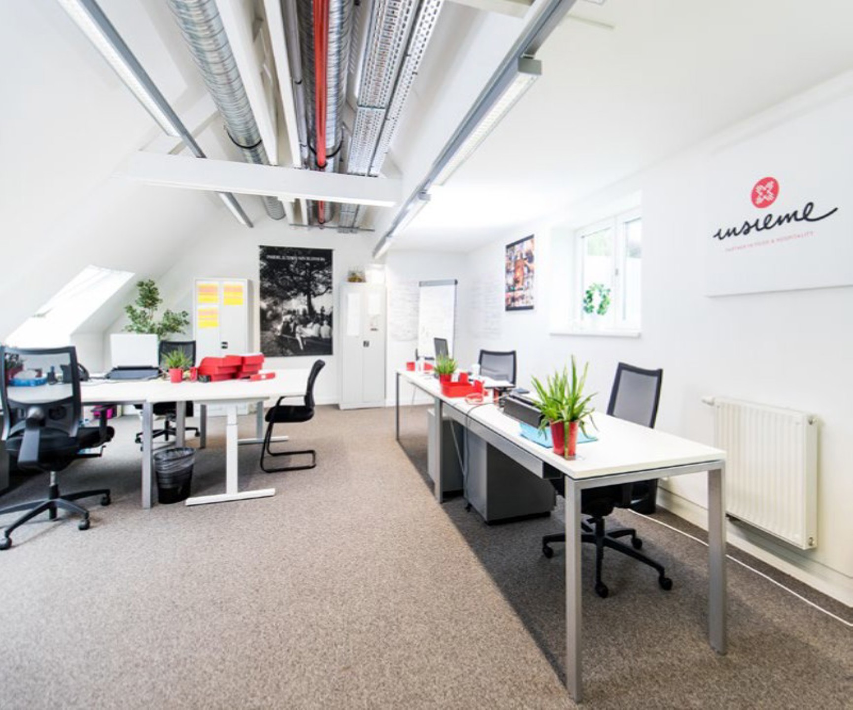 Kantoorruimtes in blok F&G op de 4de verdieping 1.577m² te huur - foto 4