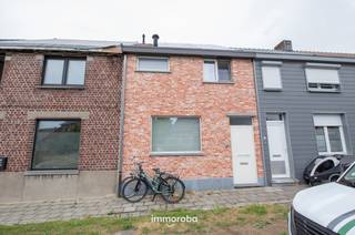 Deze prachtige woning in Gavere biedt alles wat je nodig hebt voor een comfortabel en gezellig thuis. De woning is gelegen in een rustige straat...