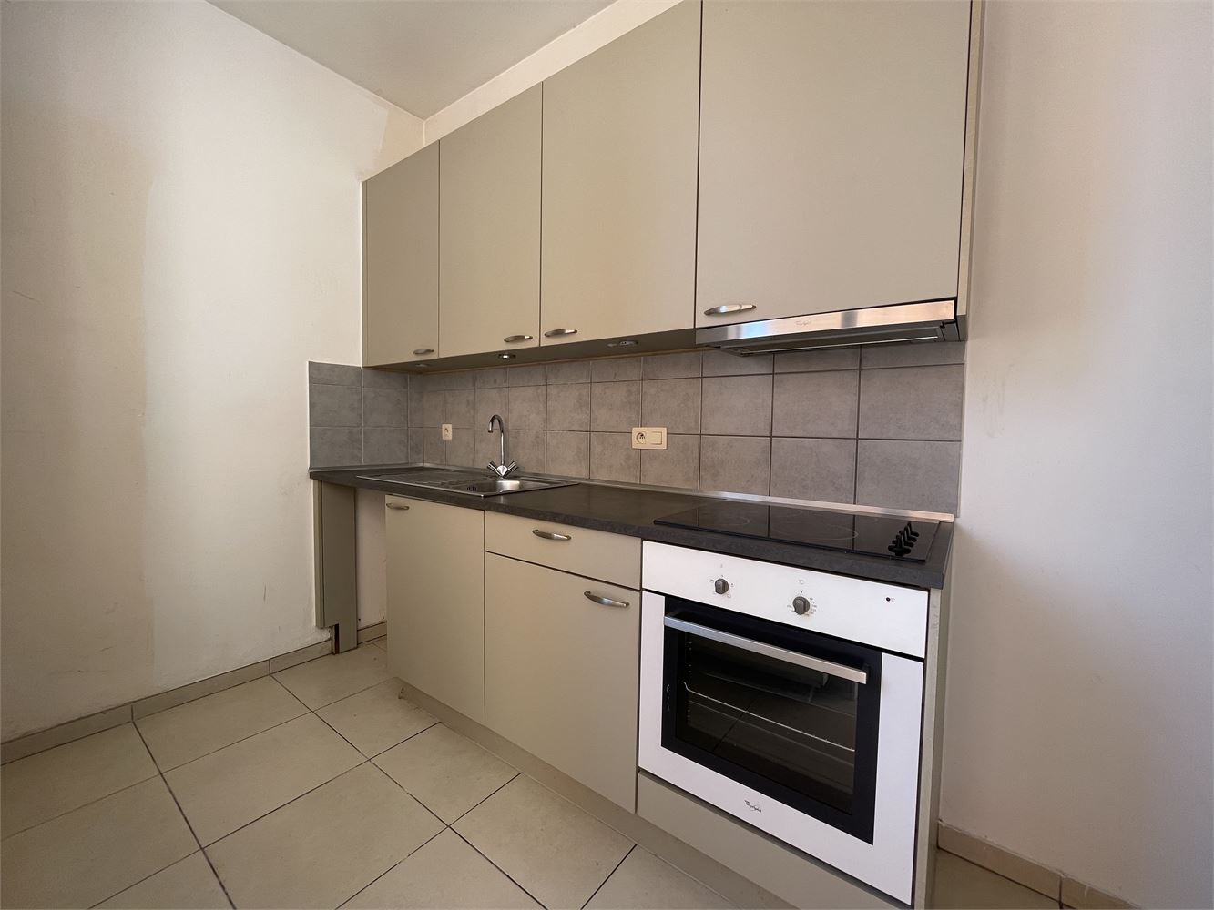 Maison confortable avec 3 chambres et jardin de ville. - photo 4
