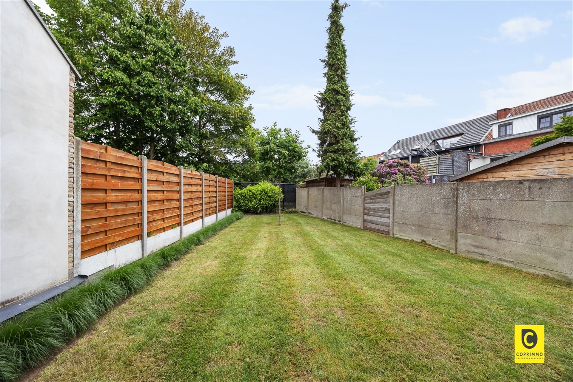 Luxueus 1 slpk app met terras en tuin + parking - foto 4