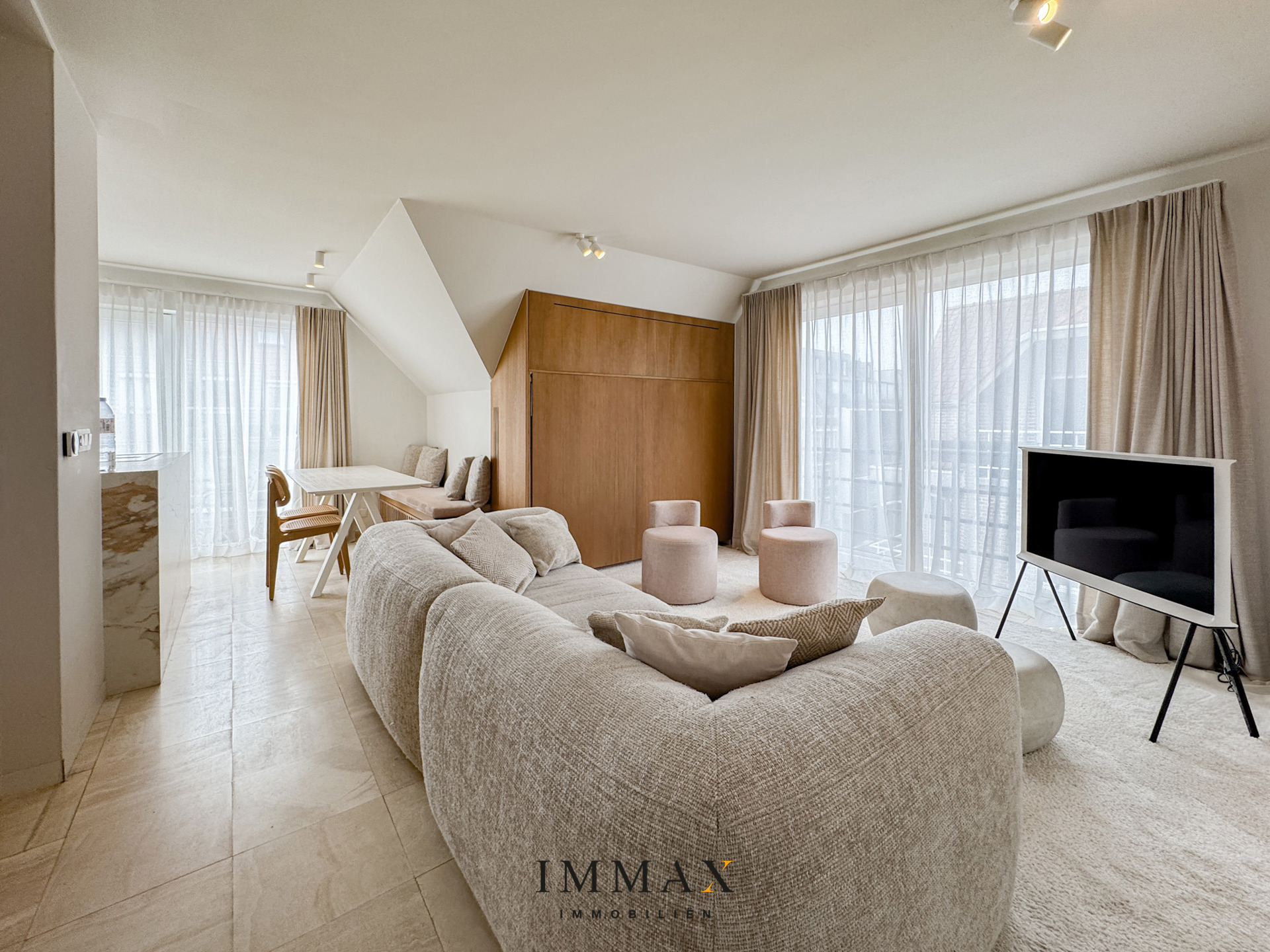 Lichtrijke duplex (hoek)appartement centraal gelegen - foto 1