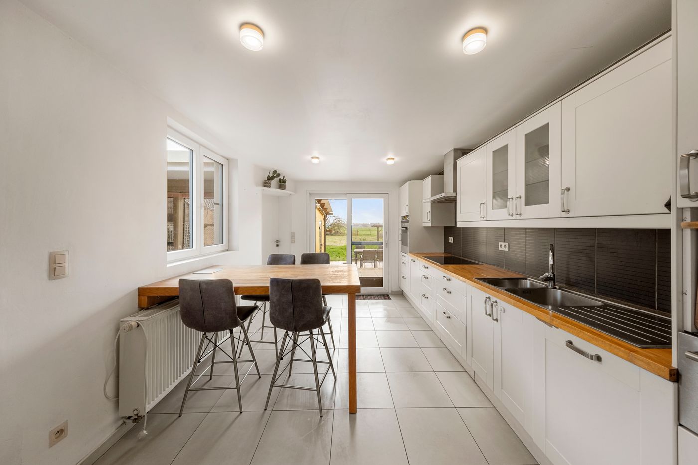 Instapklare halfopen bebouwing met oprit, garage in Bredene - photo 5