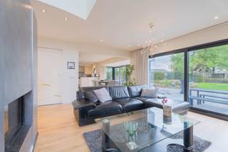 Ben je op zoek naar een recente en energiezuinige woning te koop in Pajottegem (Galmaarden) met een landelijke uitstraling, zuidgerichte tuin...