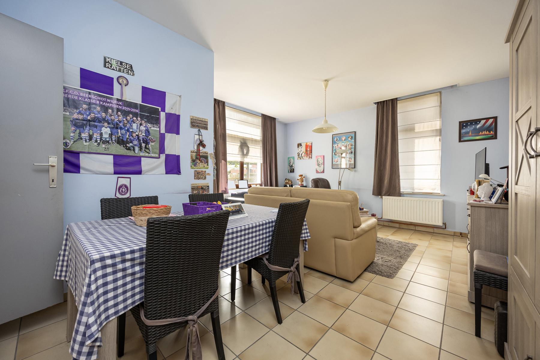 Een woning op een perceel van 944 m² in het centrum van Hoogstraten. - foto 4