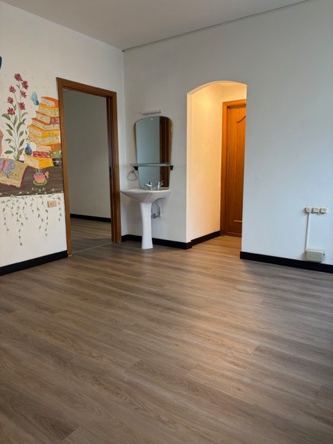 Commercial for rent in Heusden-Zolder - photo 4