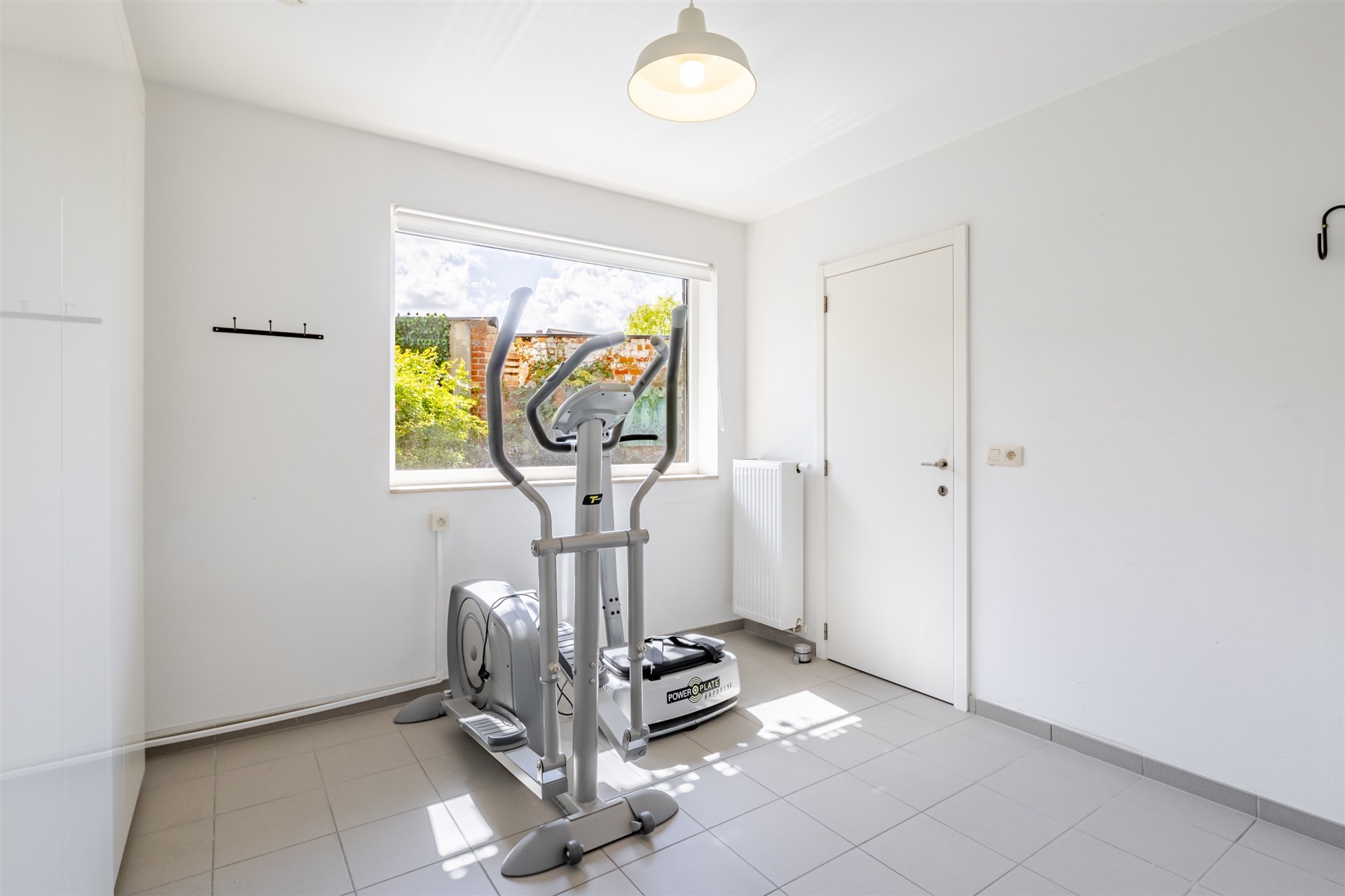 Prachtige woning met 4 slks, garage en stadstuintje - foto 3