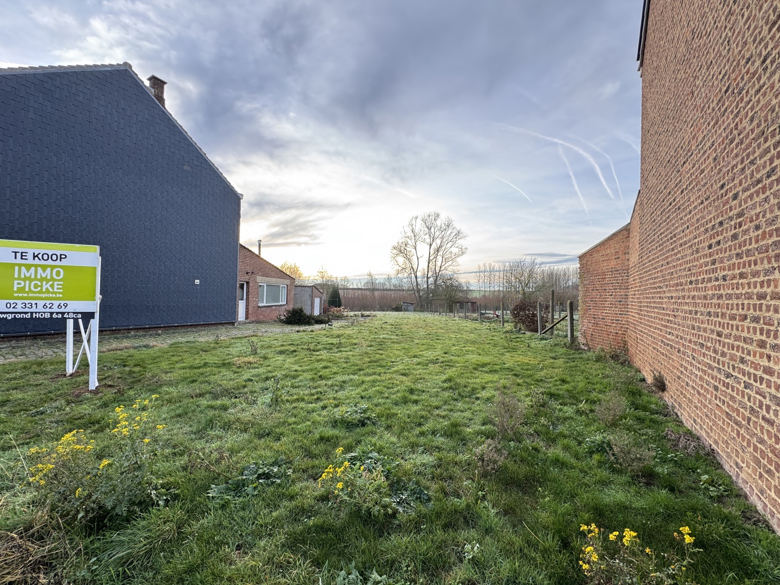 Perceel bouwgrond voor een halfopen bebouwing - foto 3