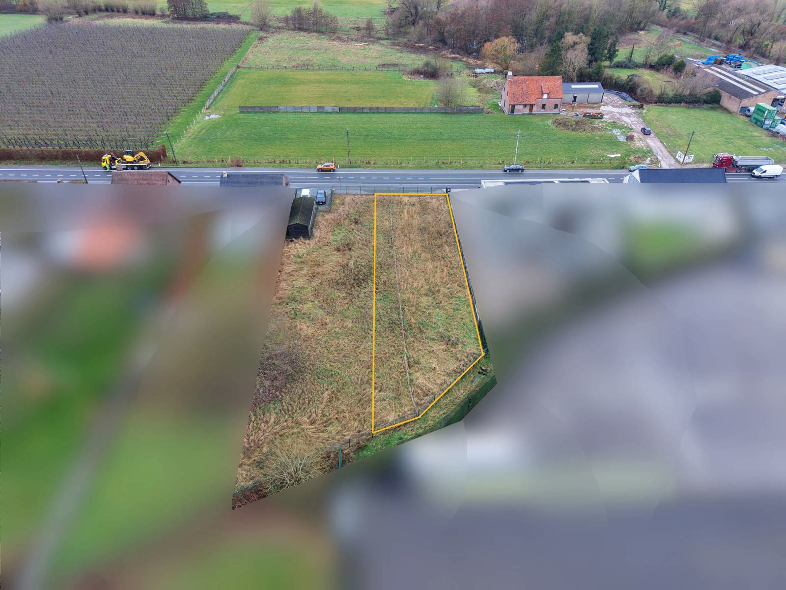 Centraal gelegen bouwgrond voor open bebouwing op 10are 90ca - foto 4