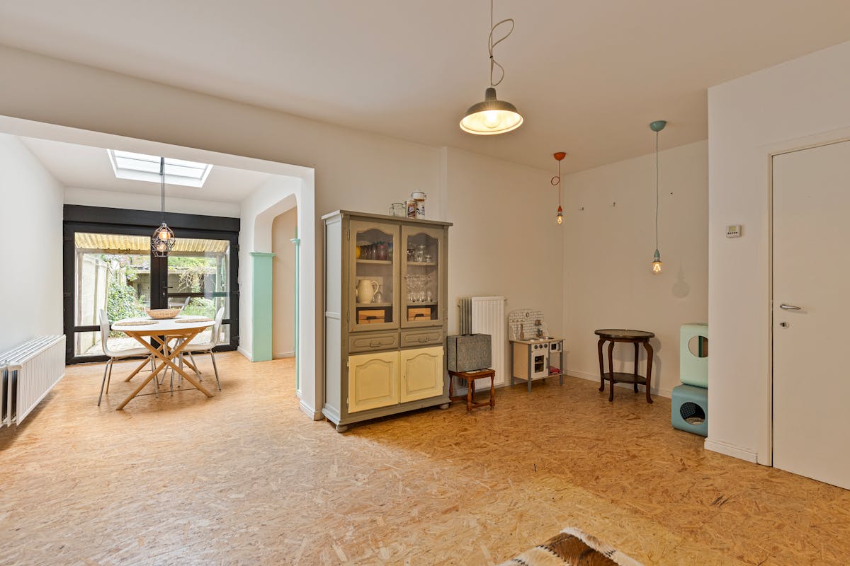 Maison avec beaucoup de potentiel, jardin et garage à vendre à Merksem - photo 4