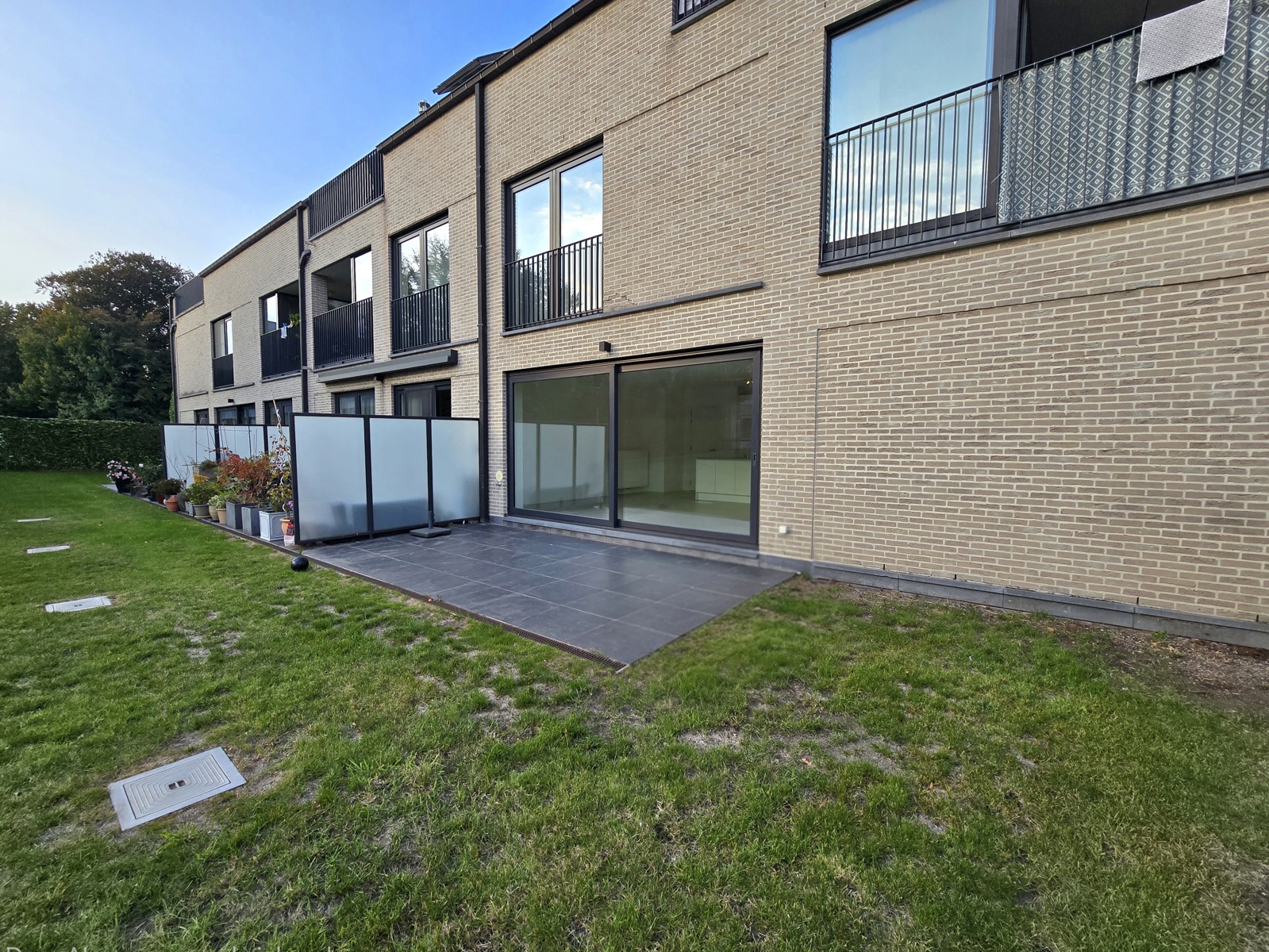 Gelijkvloersappartement met tuin te huur! - foto 3