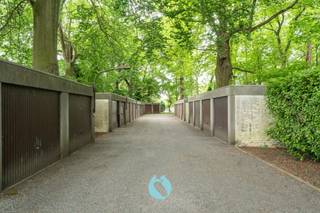 Garage for sale in Evergem