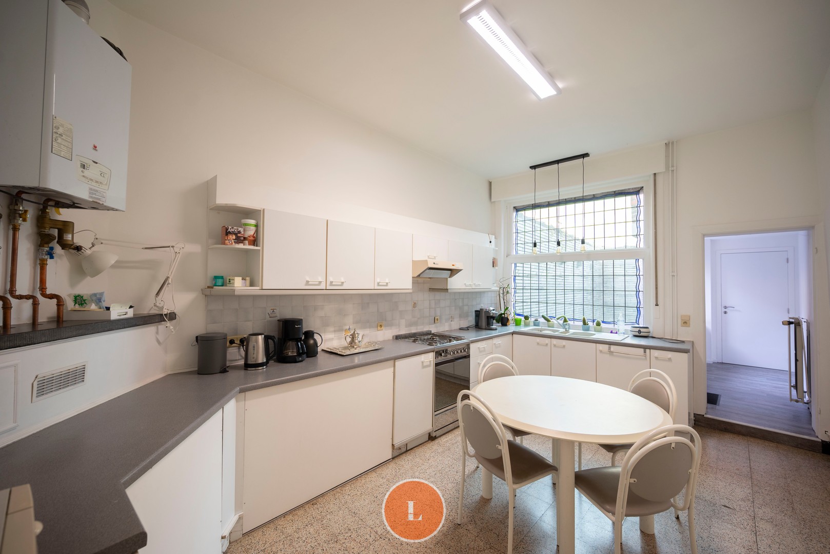 Te koop handelspand met woonst centrum Menen - foto 5