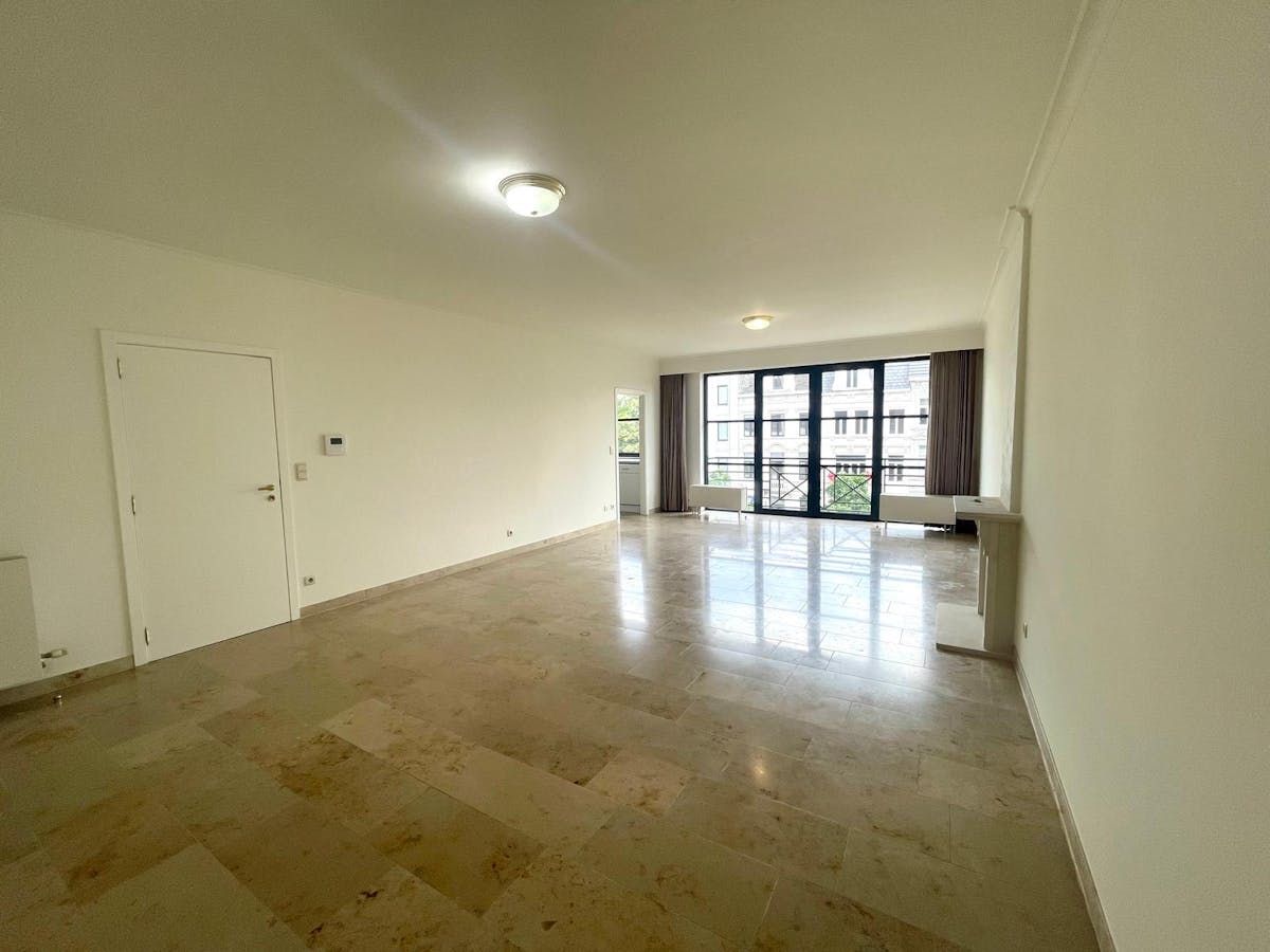 2 slaapkamer appartement op kleine ring Hasselt - foto 4