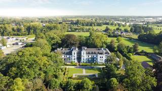 Zeer leuk appartement in een rustgevende en groene omgeving, op fietsafstand van het centrum van Sint-Niklaas en vlot bereikbaar met het...