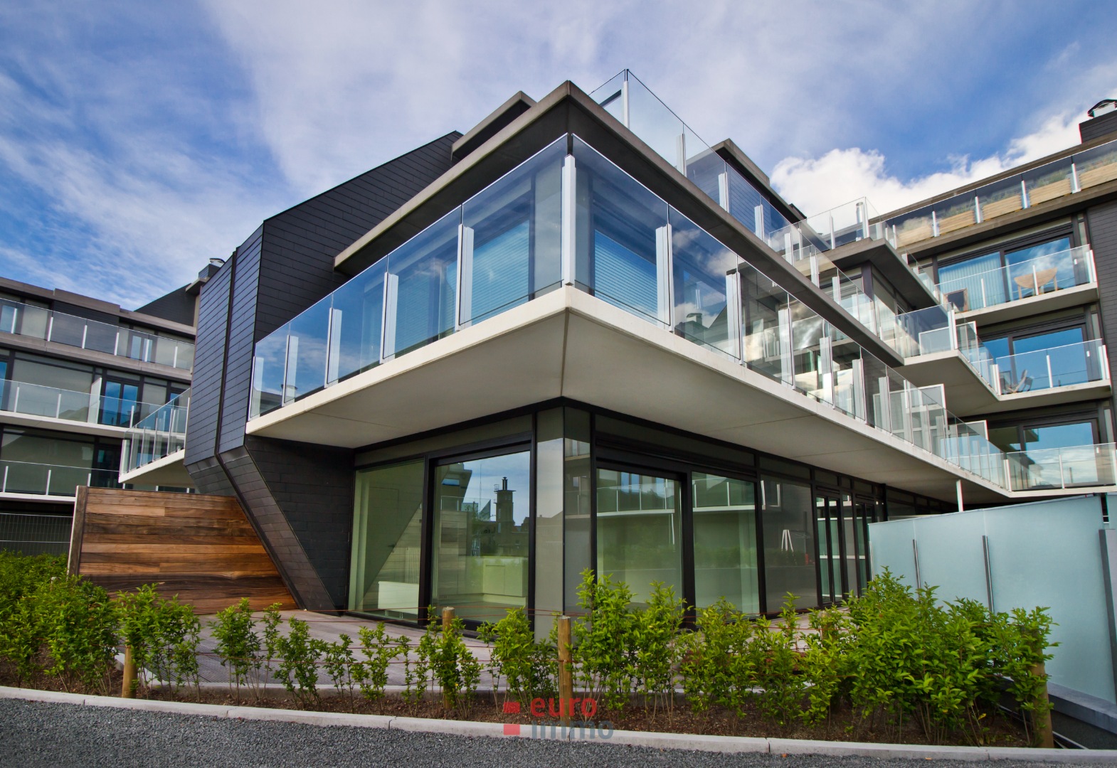 Ruime garagebox langs de waterlijn van Nieuwpoort-Stad! - foto 3